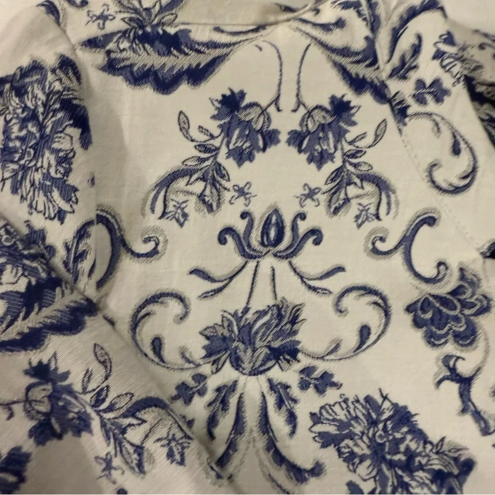 Chico’s Floral Jacket Open Front Paisley Blue White Women’s Sz Small (Chico’s 0)
